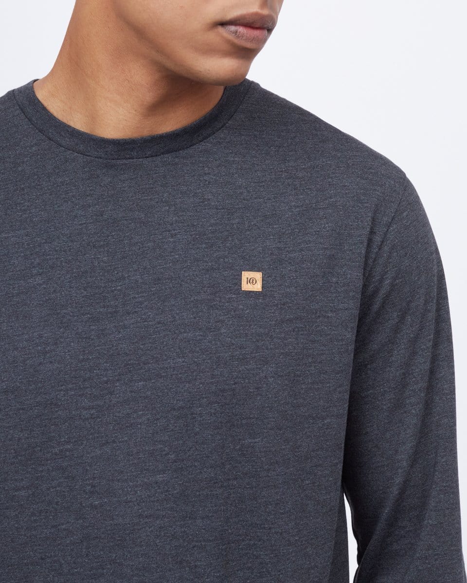 Men's TreeBlend Classic Longsleeve - Black Front Close Up