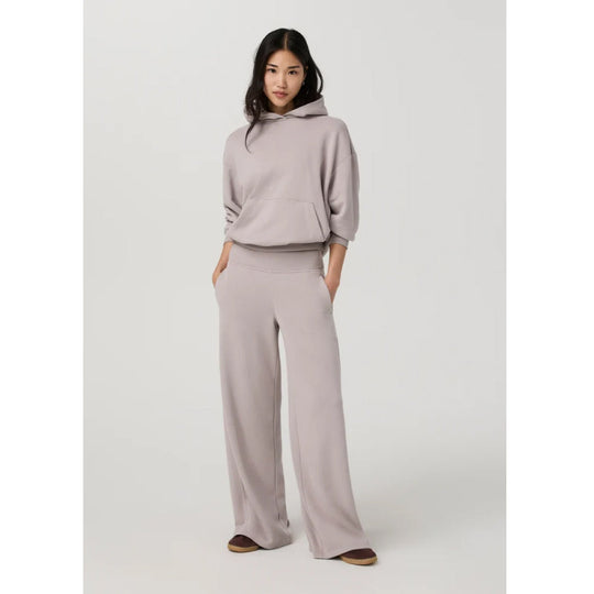 Vuori Sedona Midrise Wideleg Sweatpant